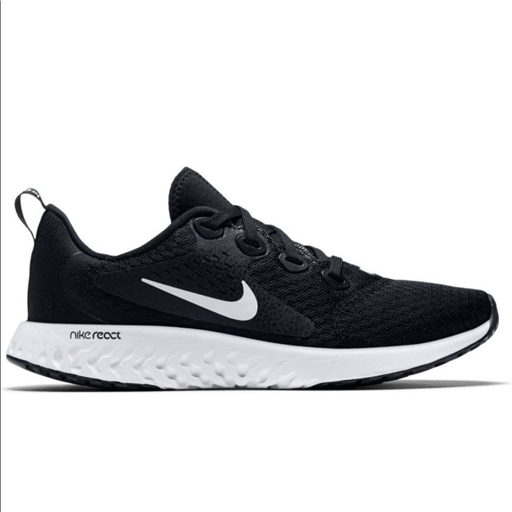 Nike Legend React